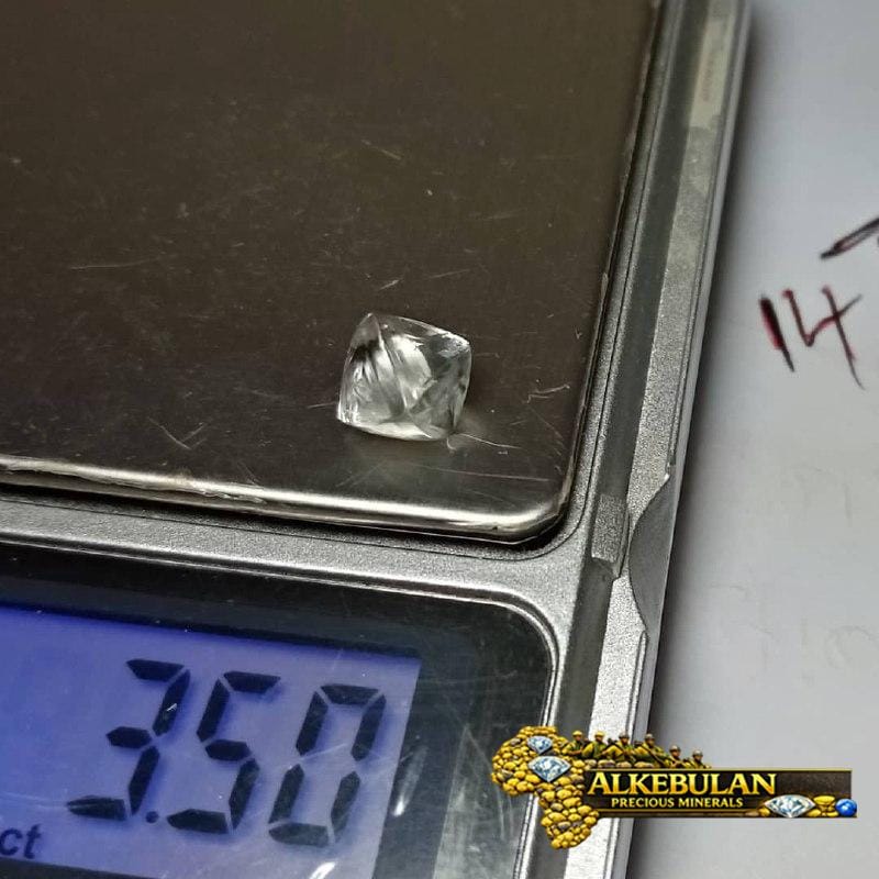 Buy 3 Carat Natural Diamonds – Certified VVS Luxury Stones